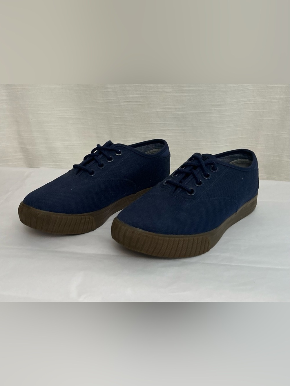 Chrome Brand Navy Canvas Lace-Up Mountain Bike Sneakers with Brown Gum Sole